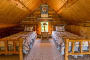 cabin loft two twin beds